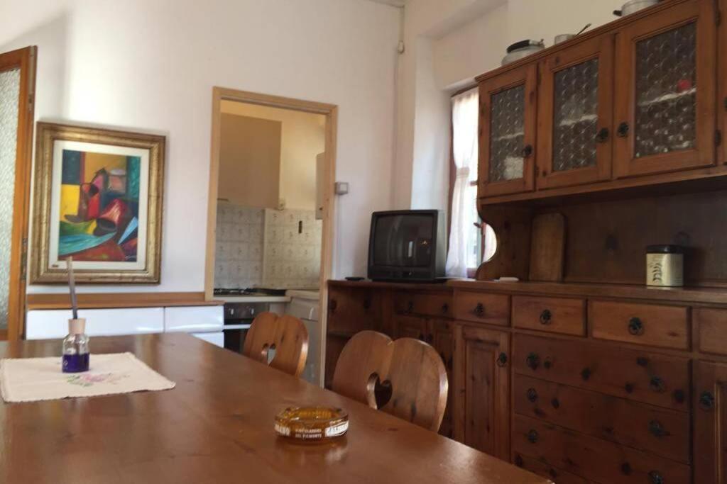 Nel Set Di Piccolo Mondo Antico Villa Viola 발솔다 외부 사진