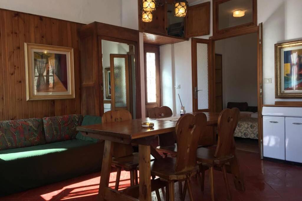 Nel Set Di Piccolo Mondo Antico Villa Viola 발솔다 외부 사진