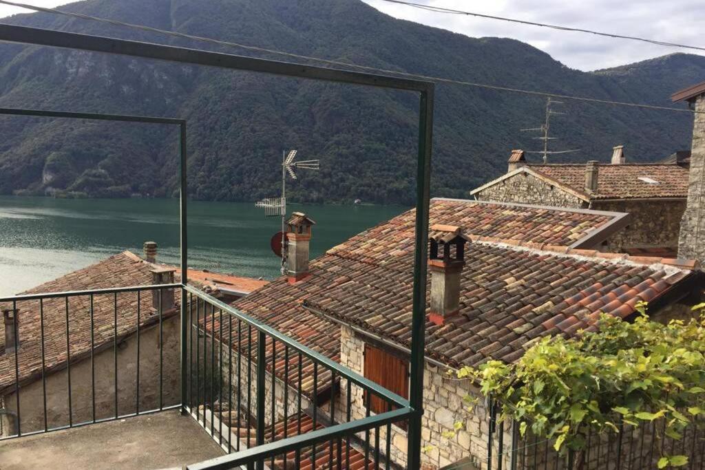 Nel Set Di Piccolo Mondo Antico Villa Viola 발솔다 외부 사진